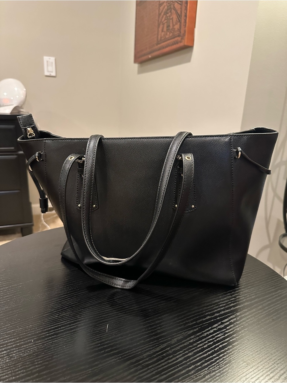 MICHAEL Michael Kors Leather Tote - Picture 5 of 5